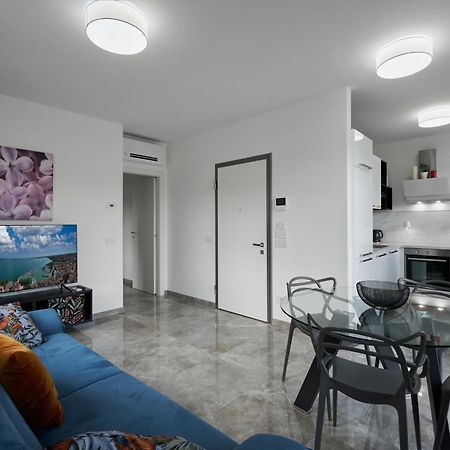 Villa Karolina Desenzano del Garda Eksteriør bilde