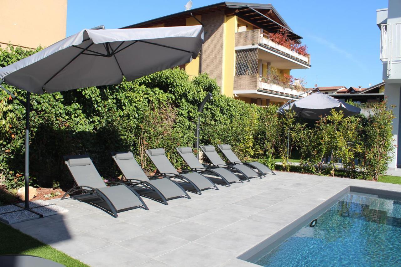 Villa Karolina Desenzano del Garda Eksteriør bilde