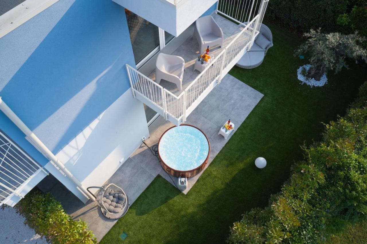 Villa Karolina Desenzano del Garda Eksteriør bilde