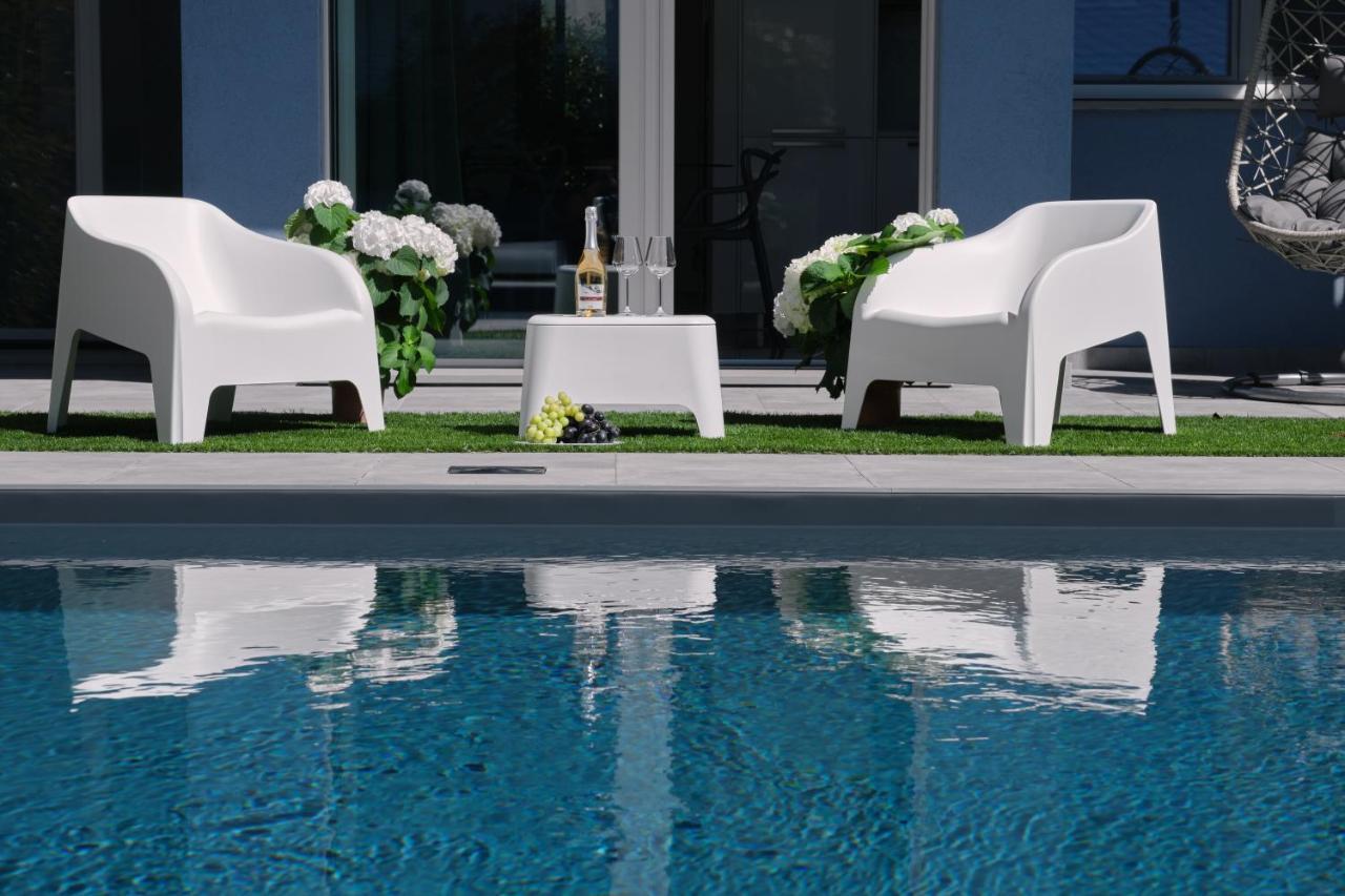 Villa Karolina Desenzano del Garda Eksteriør bilde
