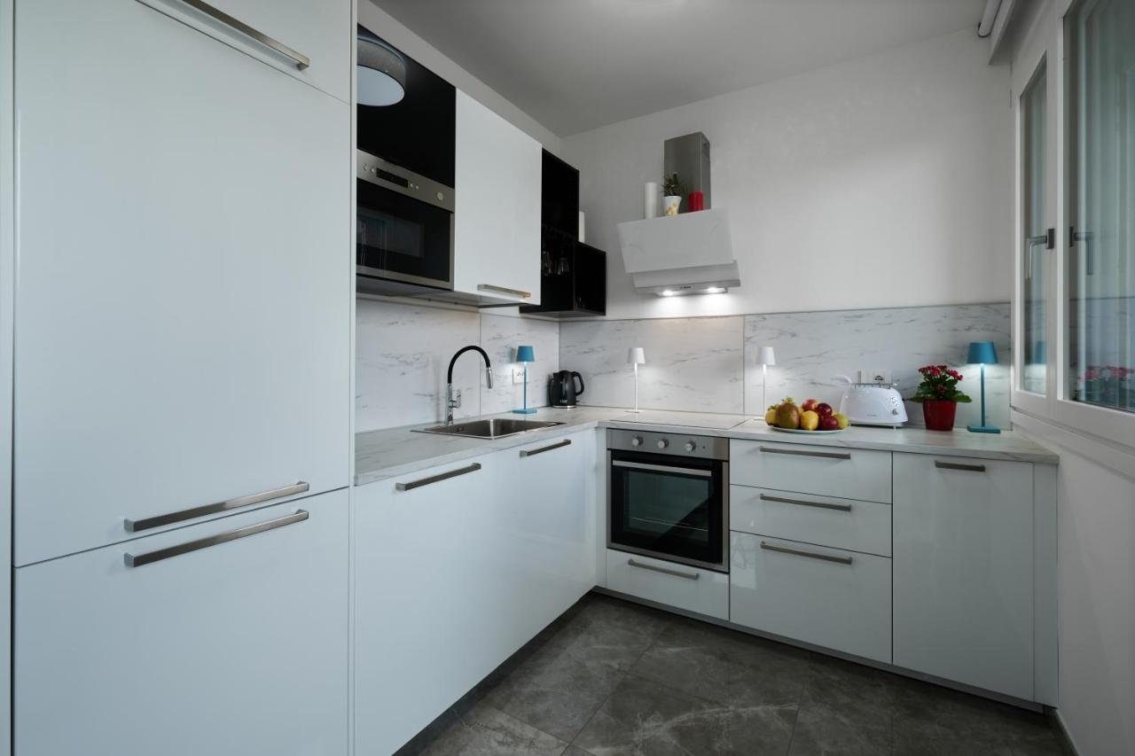 Villa Karolina Desenzano del Garda Eksteriør bilde